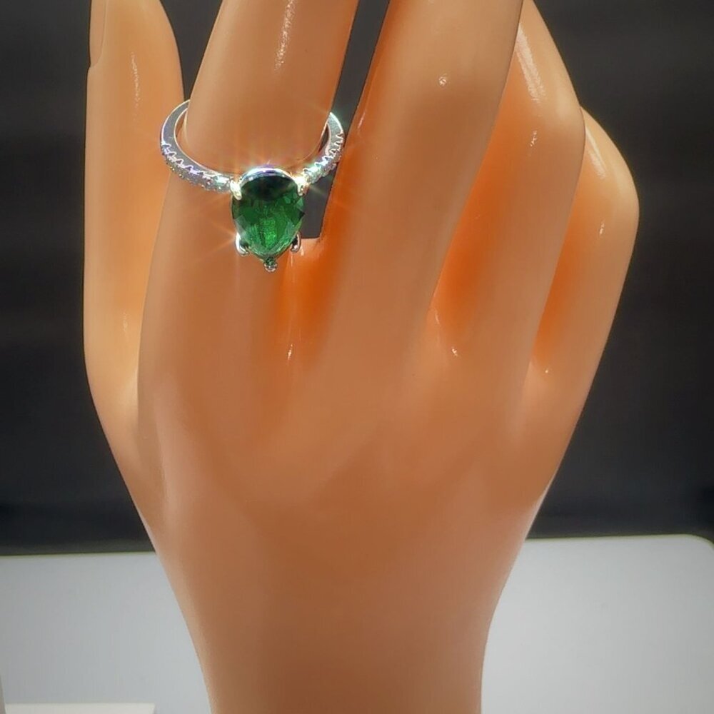 Sterling Silver Ring With Pear-Cut Green Gemstone & Pave Accent Stones - Picture 9 of 10